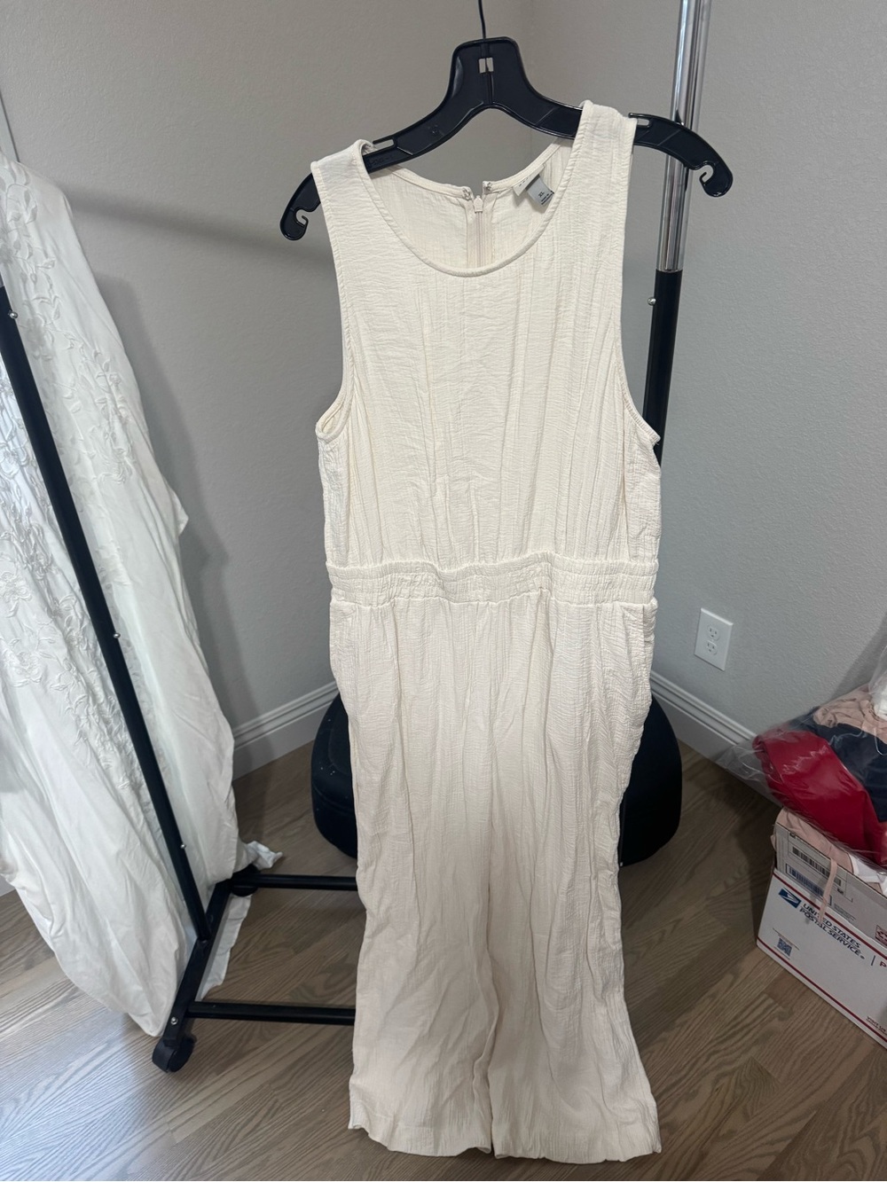 Aritzia Cream Textured Sleeveless Maxi Dress